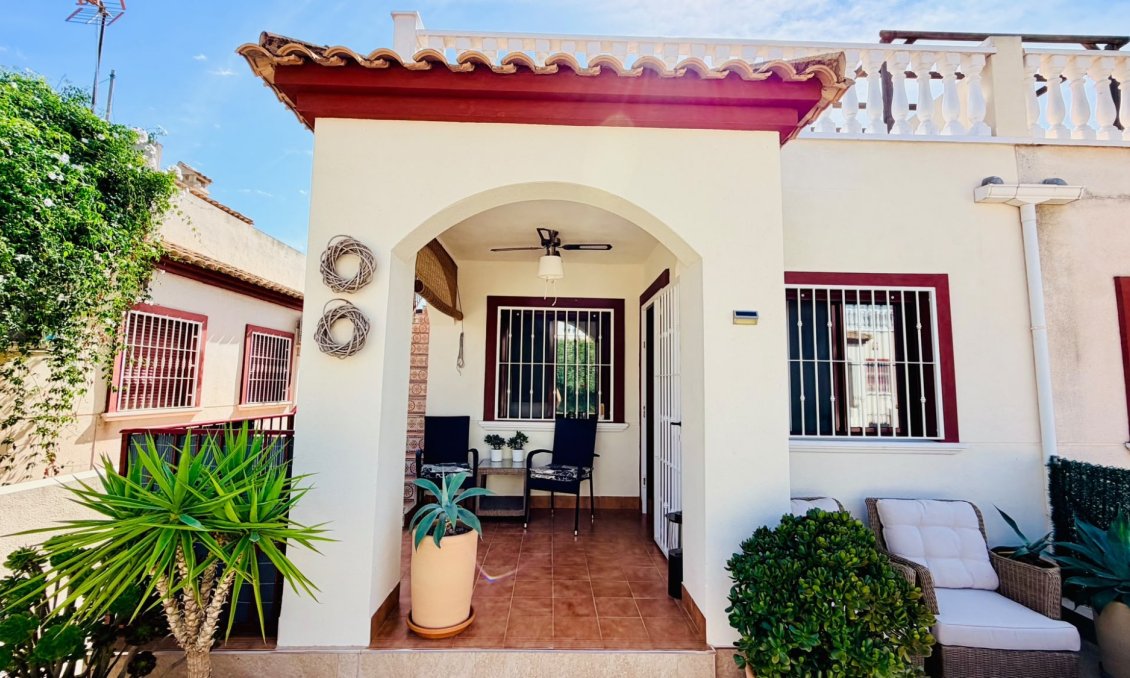 Revente - Maison de ville -
Daya Vieja - Costa Blanca