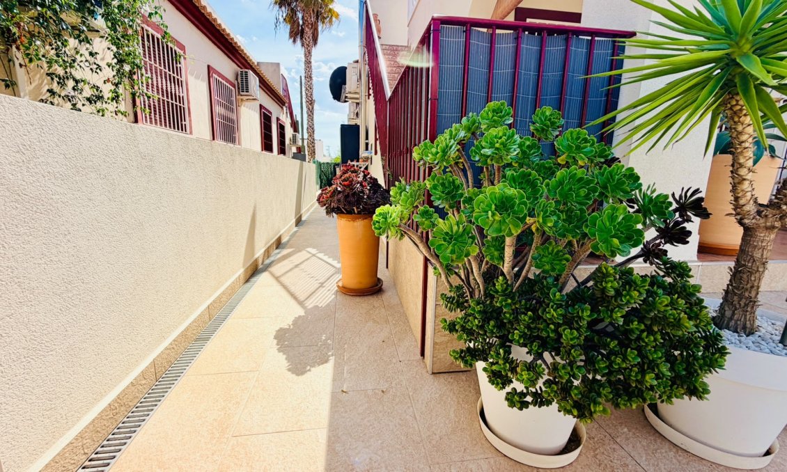 Revente - Maison de ville -
Daya Vieja - Costa Blanca