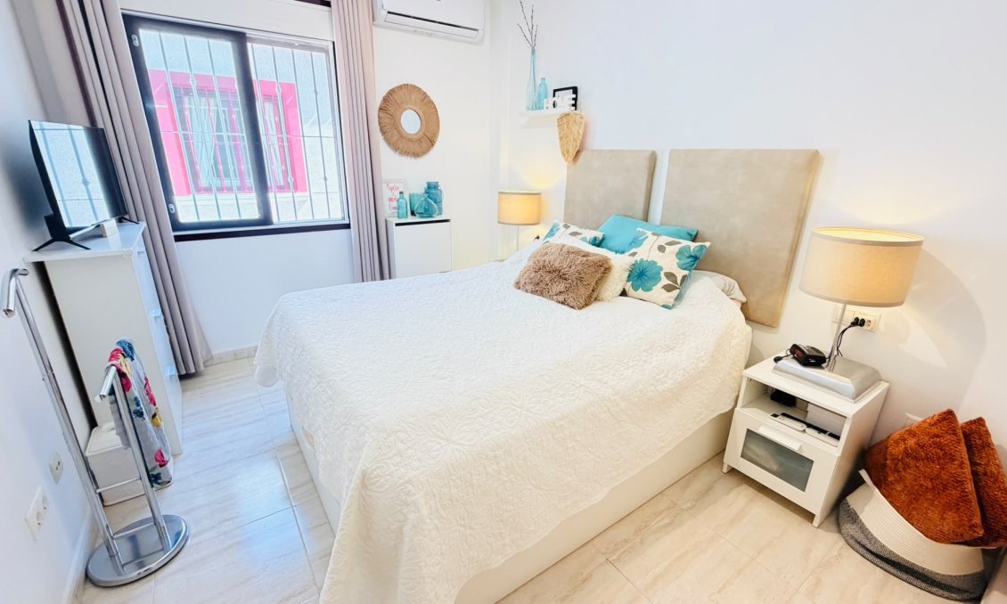 Revente - Maison de ville -
Daya Vieja - Costa Blanca