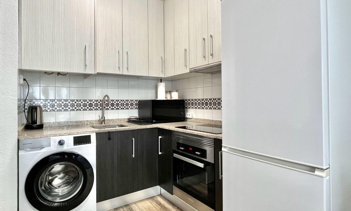 Használt Ingatlanok - Apartman -
Torrevieja - Calas Blanca