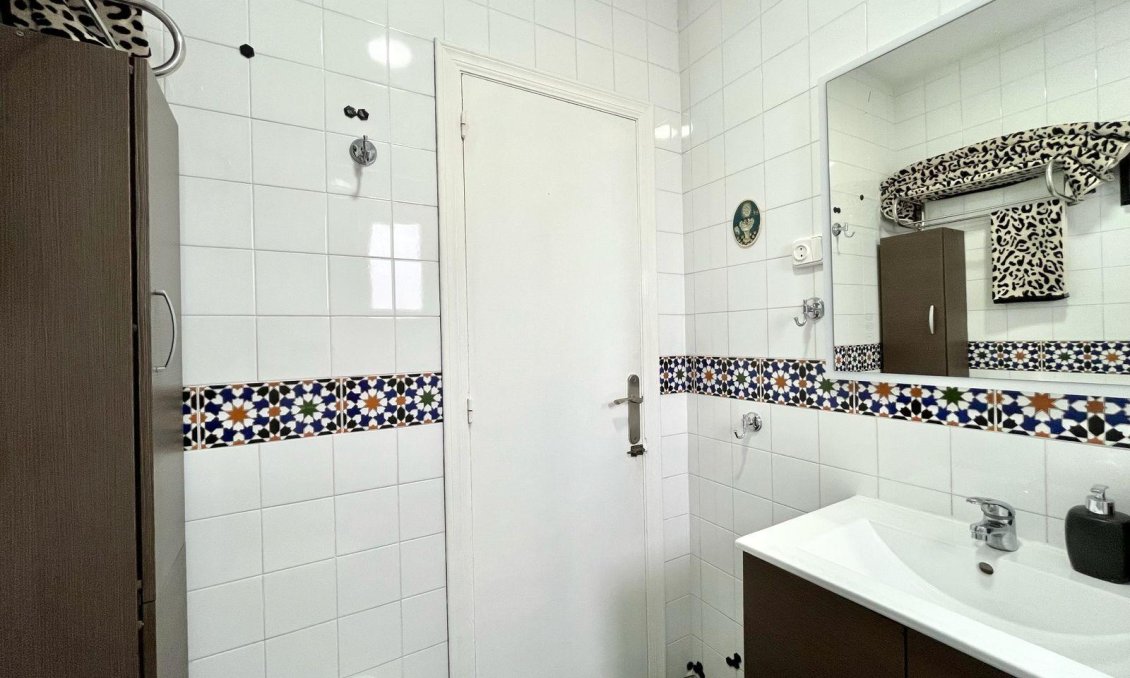 Használt Ingatlanok - Apartman -
Torrevieja - Calas Blanca