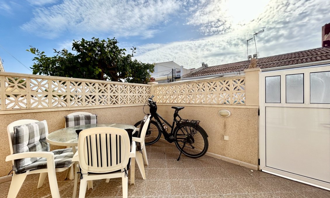 Segunda mano - Adosado -
Torrevieja - Costa Blanca