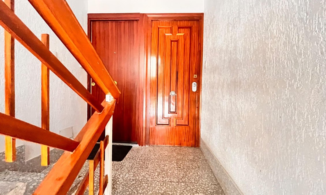 Segunda mano - Apartamento -
Guardamar del Segura - Centro