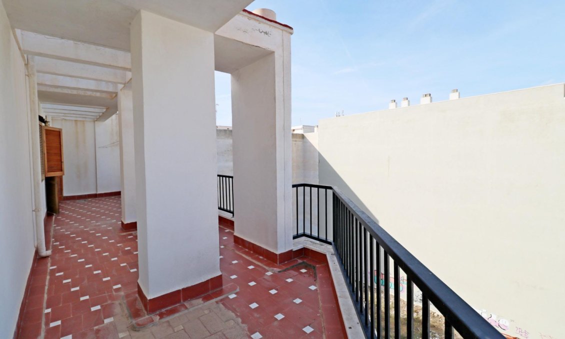 Segunda mano - Ático -
Torrevieja - Habaneras