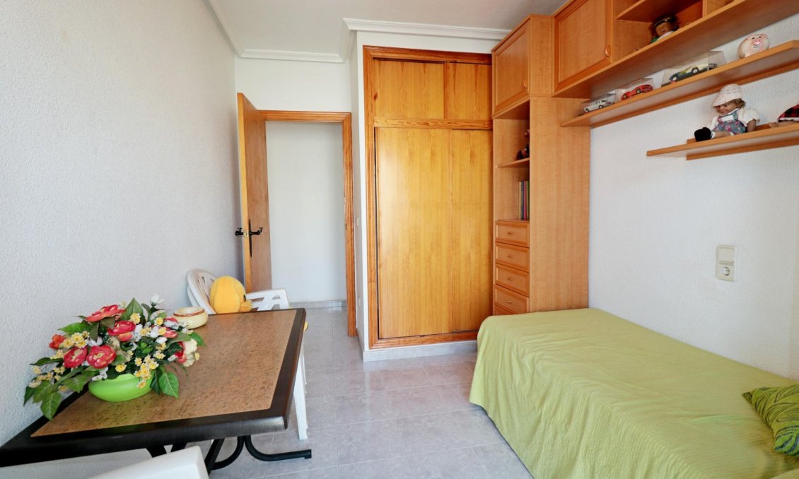 Segunda mano - Ático -
Torrevieja - Habaneras