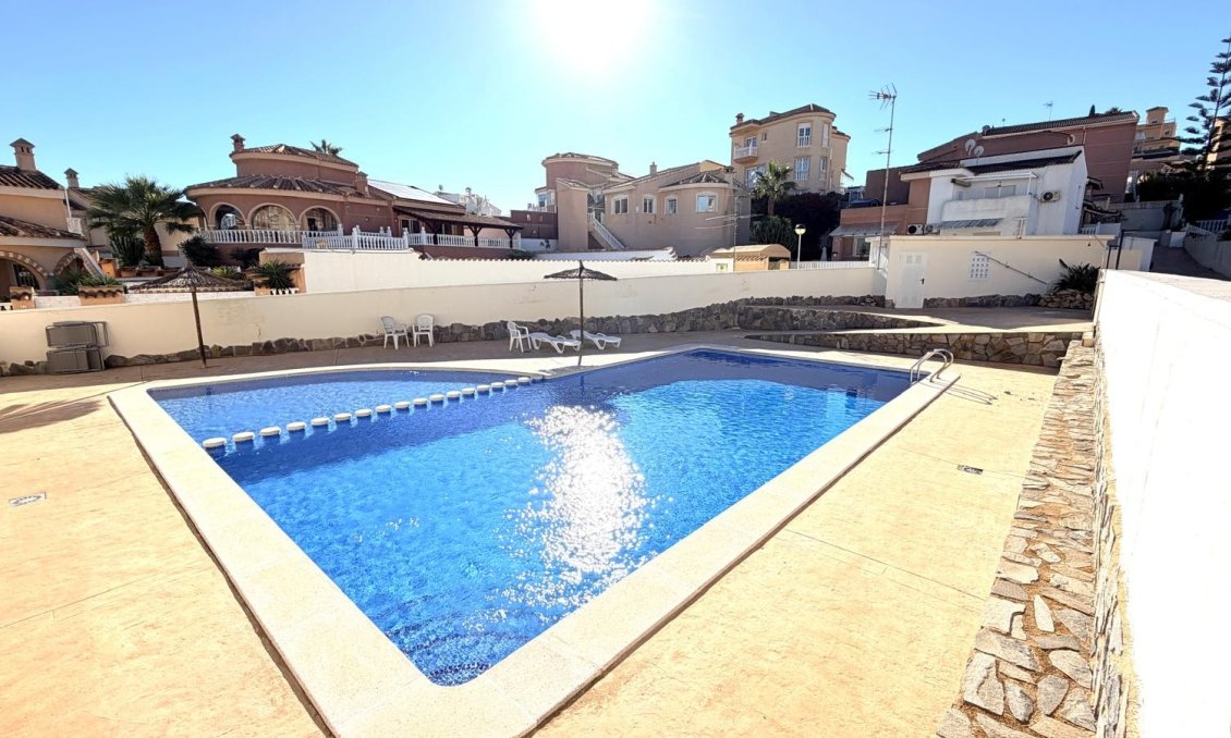 Segunda mano - Adosado -
Ciudad Quesada - Costa Blanca