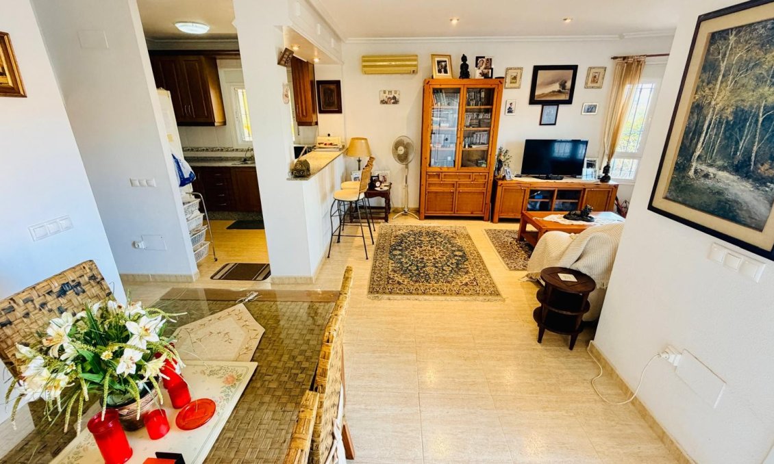 Wiederverkauf - Villa -
Los Montesinos - Costa Blanca