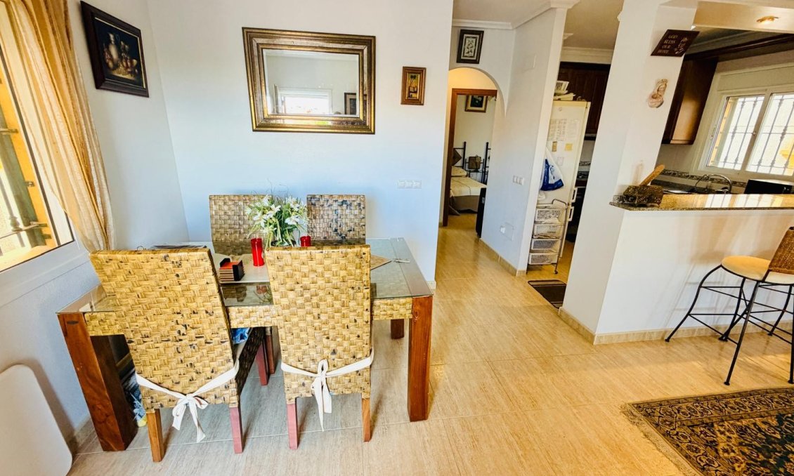 Wiederverkauf - Villa -
Los Montesinos - Costa Blanca