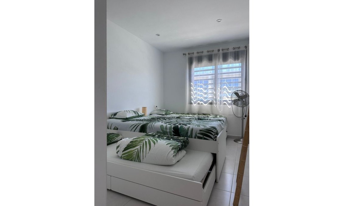 Wiederverkauf - Wohnung -
San Pedro del Pinatar - Costa Calida