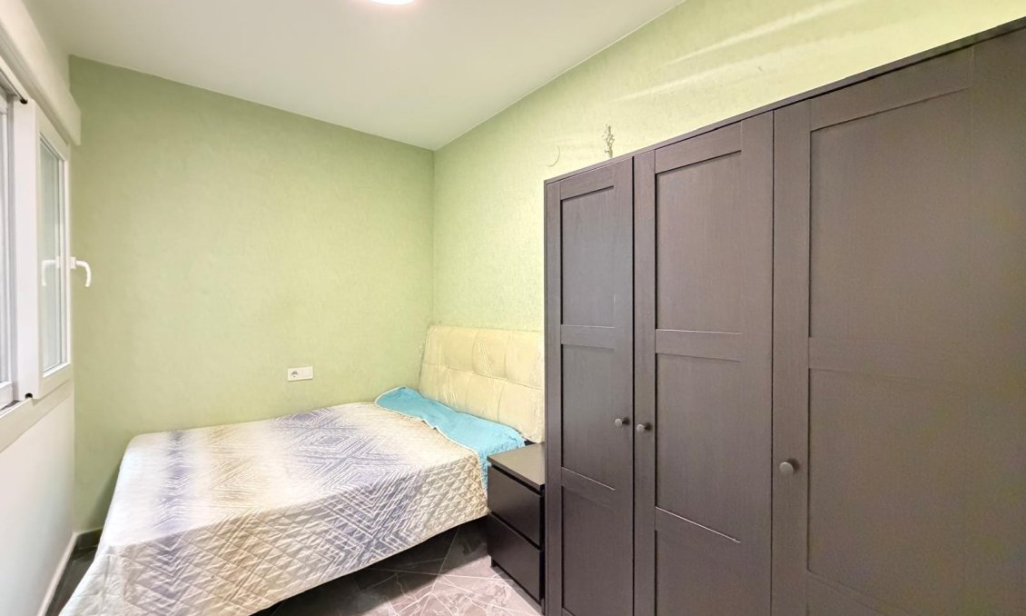 Segunda mano - Apartamento -
Torrevieja - Playa del Cura