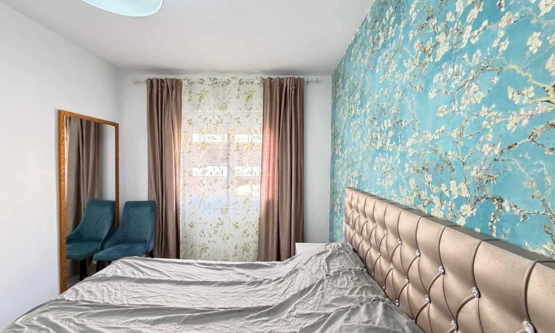 Segunda mano - Apartamento -
Torrevieja - Playa del Cura