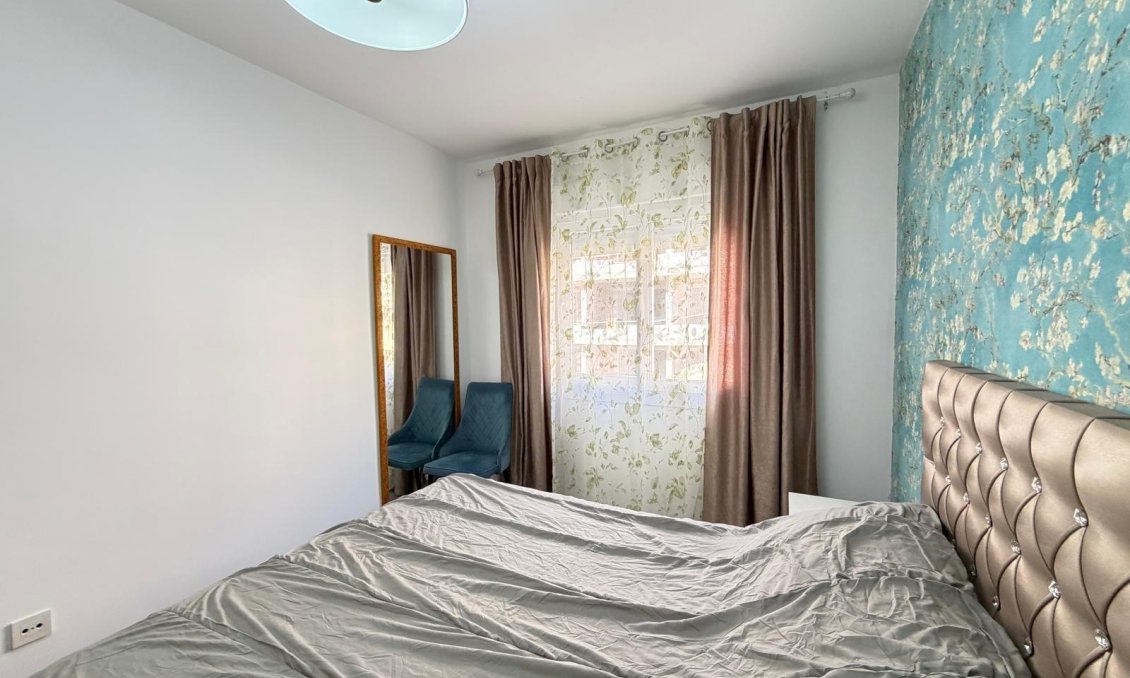 Segunda mano - Apartamento -
Torrevieja - Playa del Cura