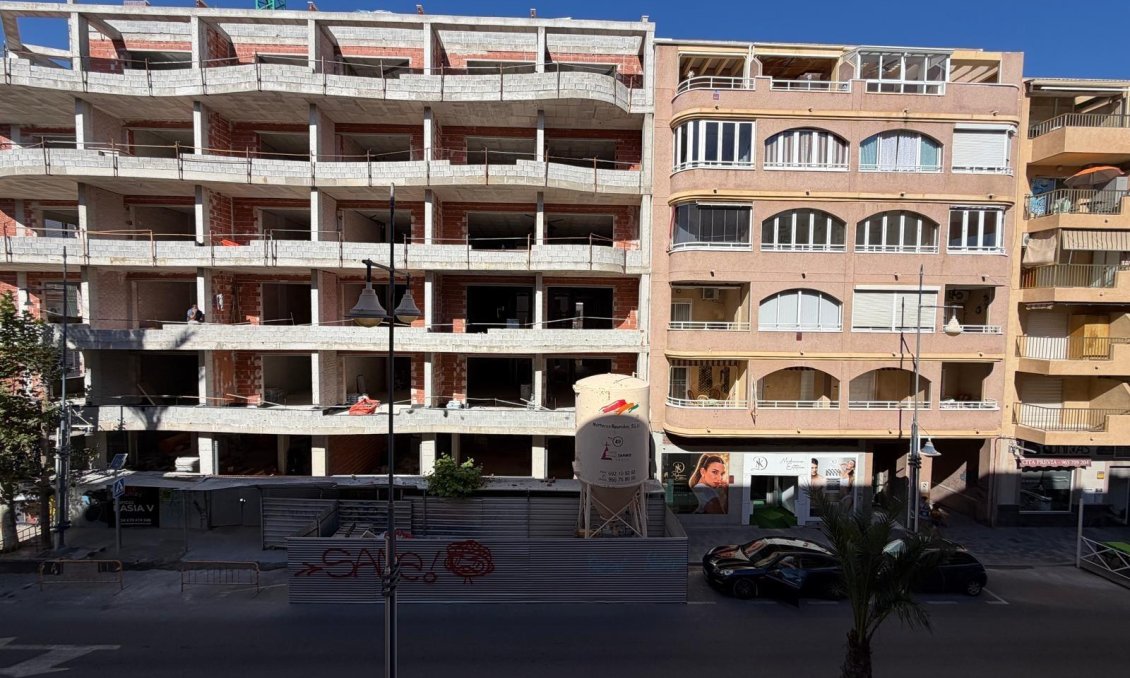 Segunda mano - Apartamento -
Torrevieja - Playa del Cura