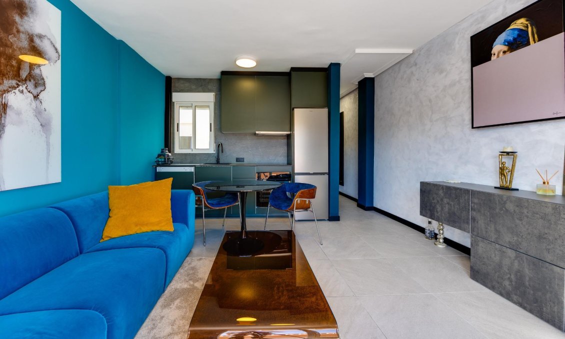 Segunda mano - Apartamento -
Torrevieja - Estacion De Autobuses