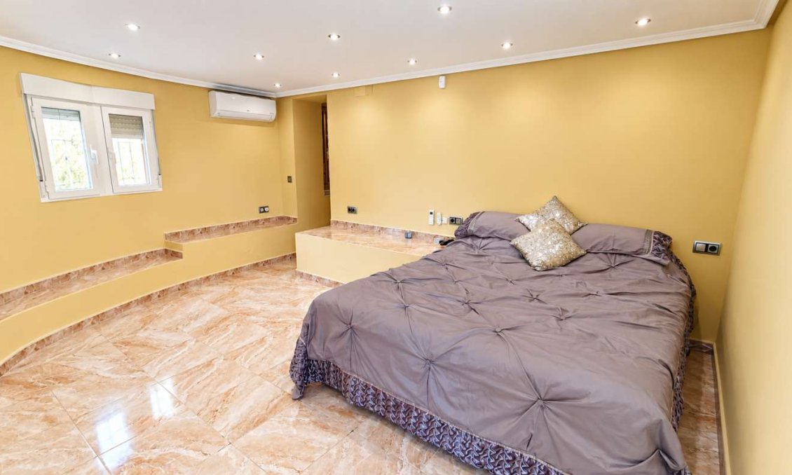 Segunda mano - Villa -
Algorfa - Inland