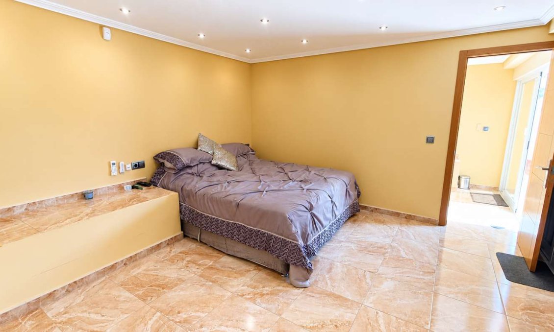 Segunda mano - Villa -
Algorfa - Inland