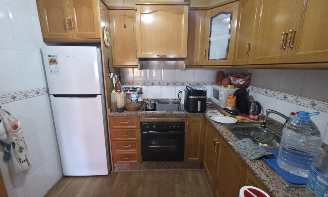 Segunda mano - Apartamento -
Torrevieja - Playa del Cura