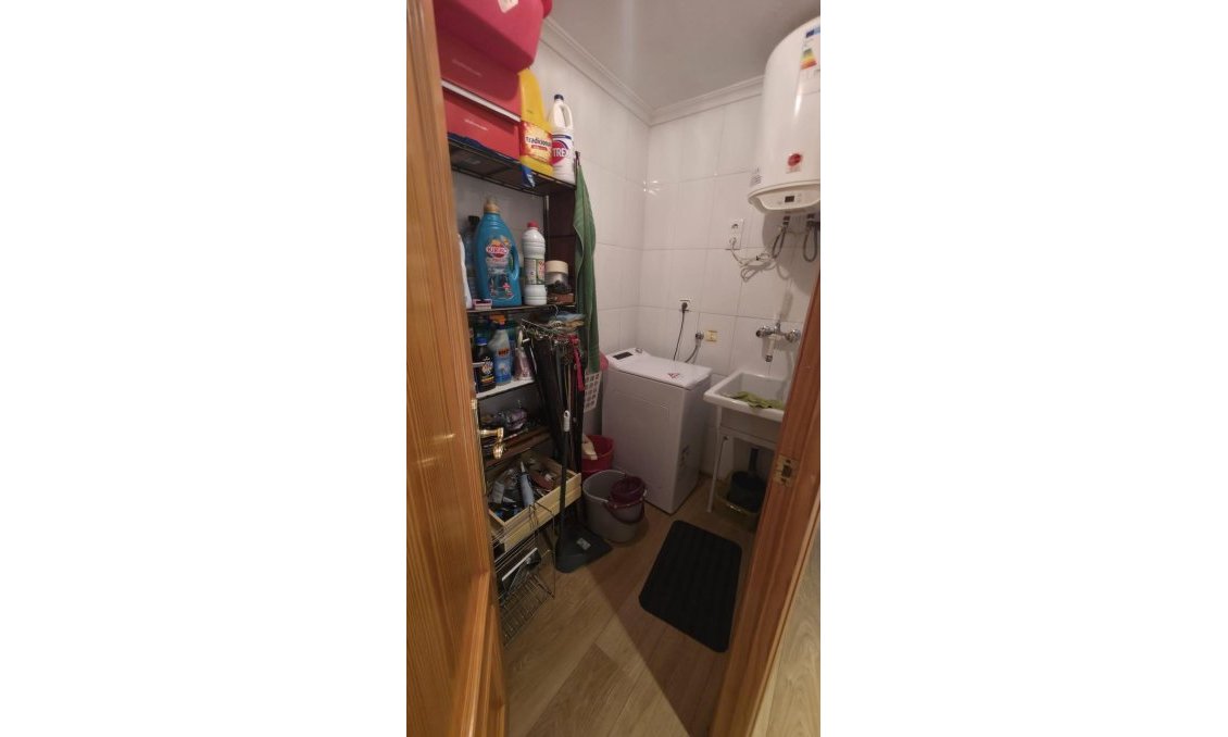 Segunda mano - Apartamento -
Torrevieja - Playa del Cura