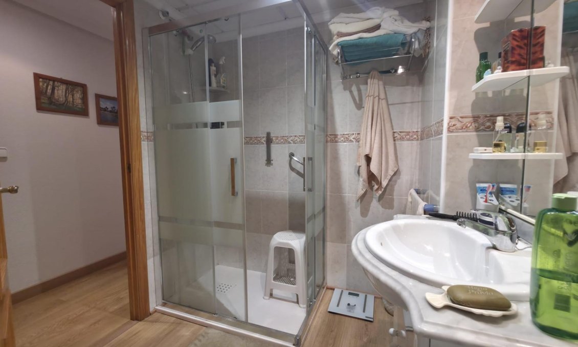 Segunda mano - Apartamento -
Torrevieja - Playa del Cura