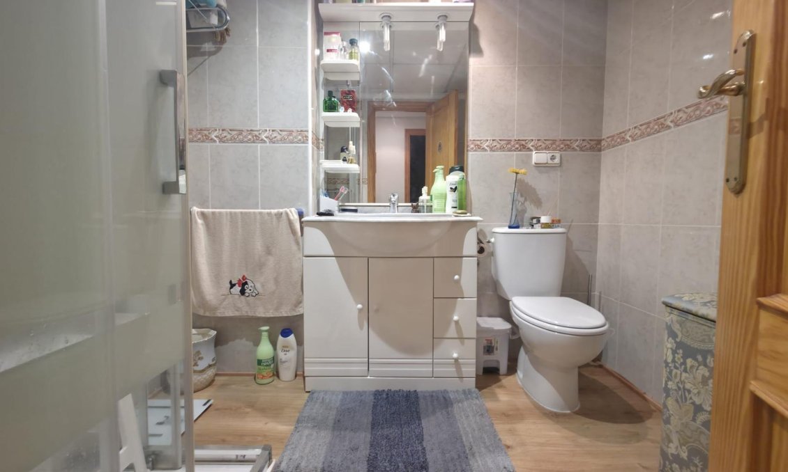 Segunda mano - Apartamento -
Torrevieja - Playa del Cura