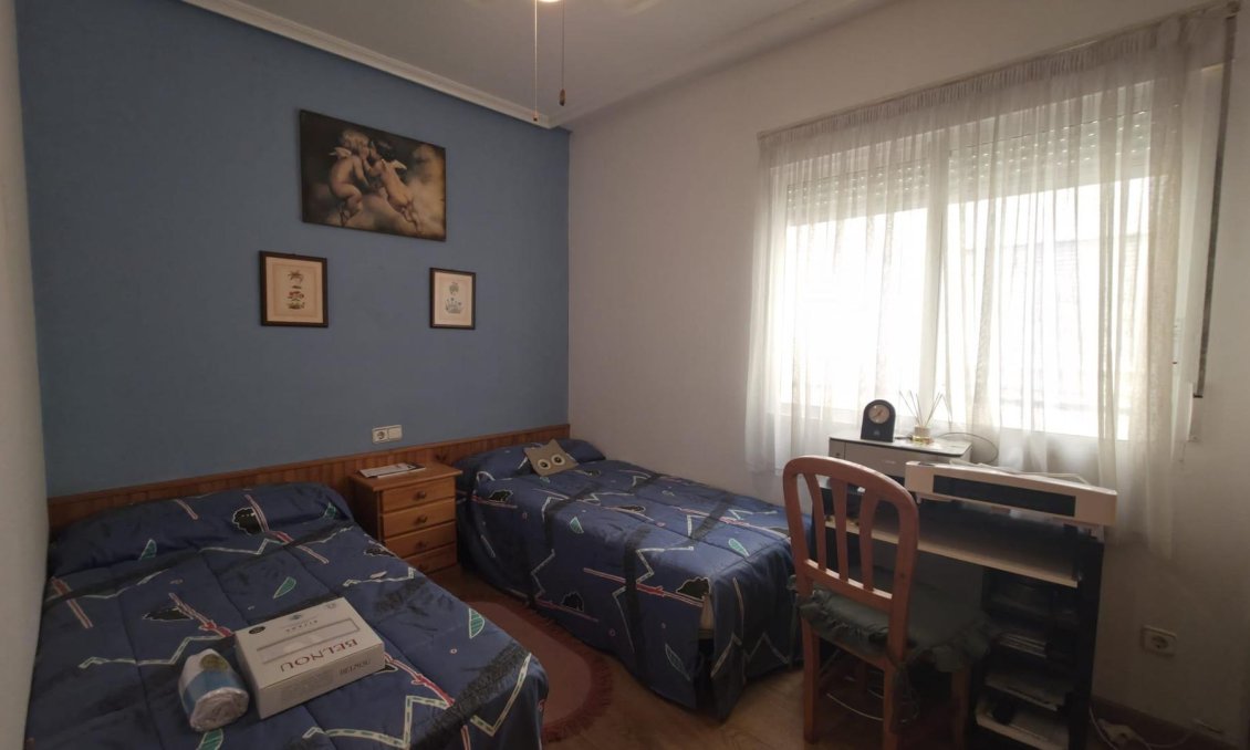 Segunda mano - Apartamento -
Torrevieja - Playa del Cura