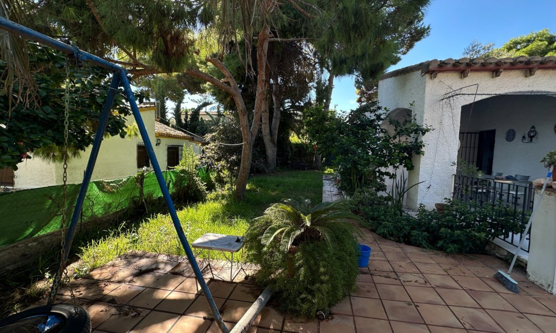 Segunda mano - Villa -
Orihuela Costa - Costa Blanca