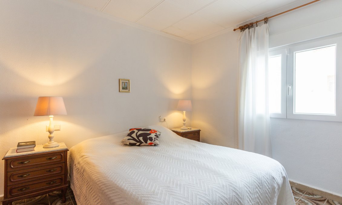 Segunda mano - Villa / Semi pareado -
Punta Prima - Costa Blanca