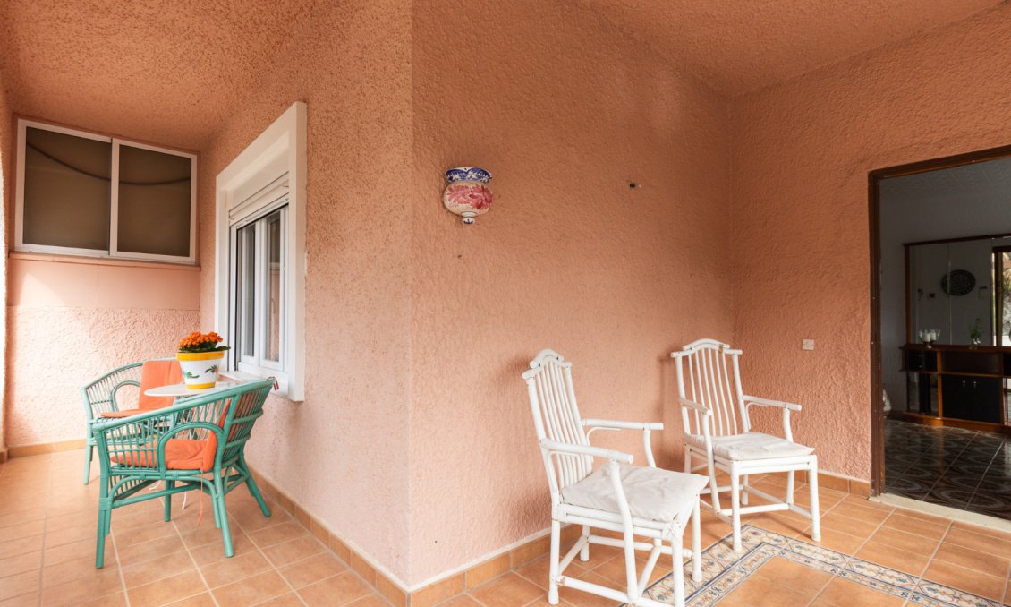 Segunda mano - Villa / Semi pareado -
Punta Prima - Costa Blanca