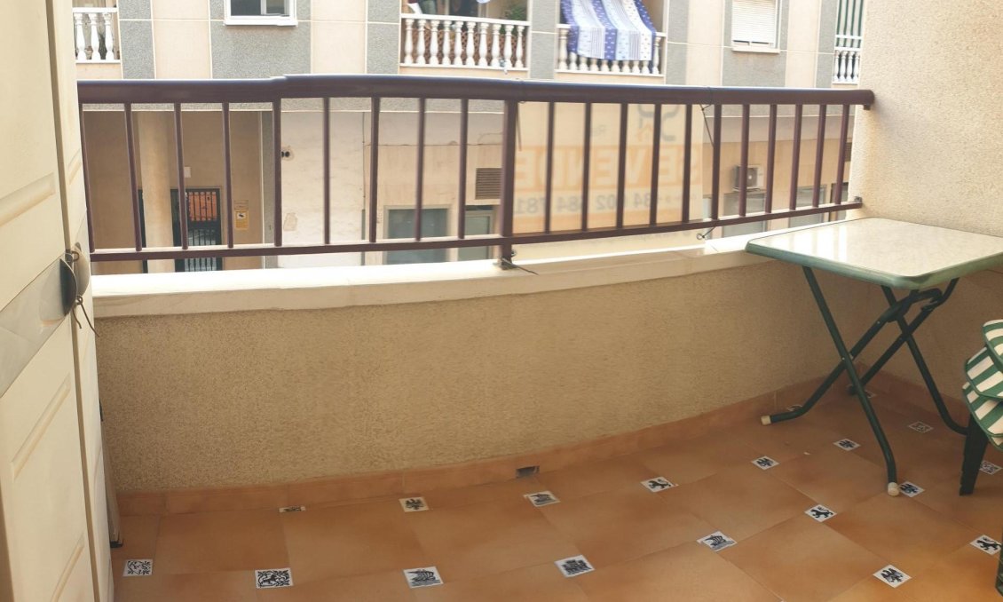 Segunda mano - Apartamento -
Torrevieja - PARQUE DE LAS NACIONES