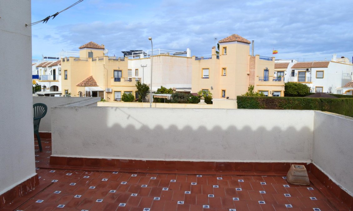 Segunda mano - Villa / Semi pareado -
Orihuela Costa - La Zenia