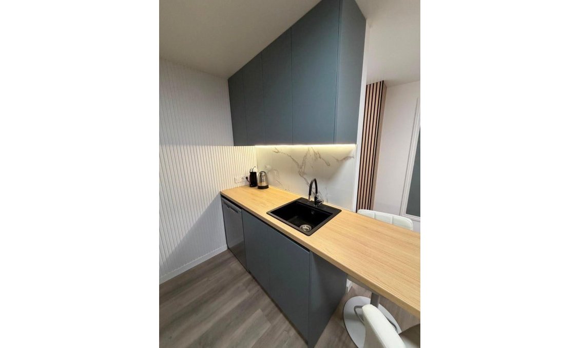 Segunda mano - Apartamento -
Torrevieja - Centro