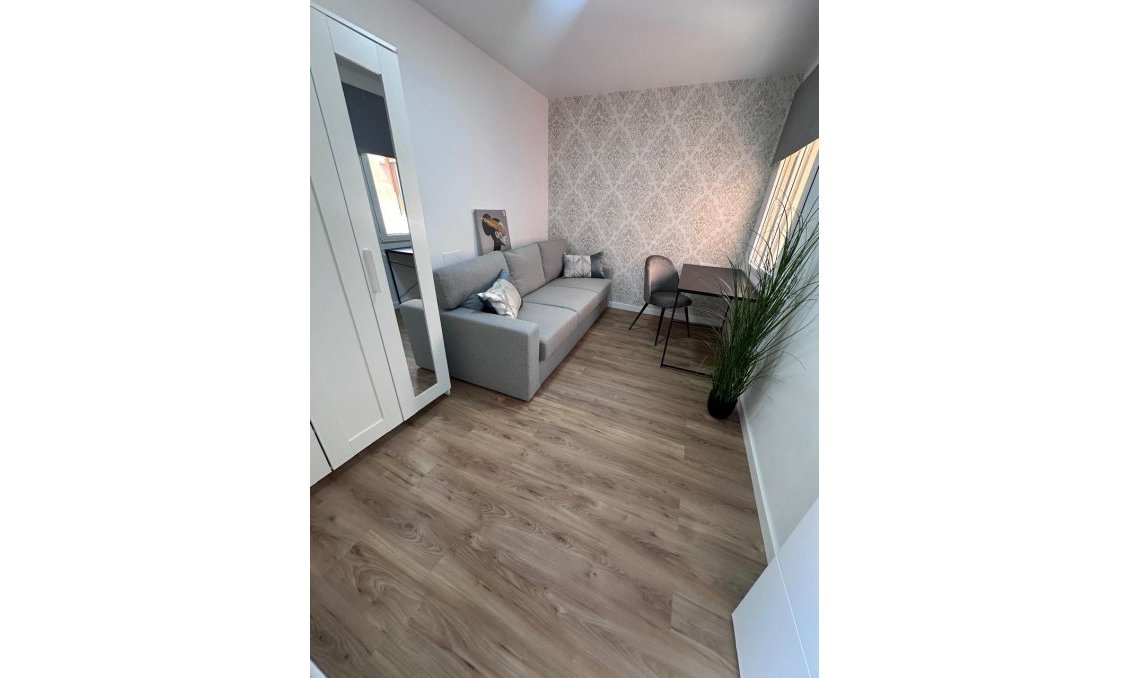 Segunda mano - Apartamento -
Torrevieja - Playa de los Locos
