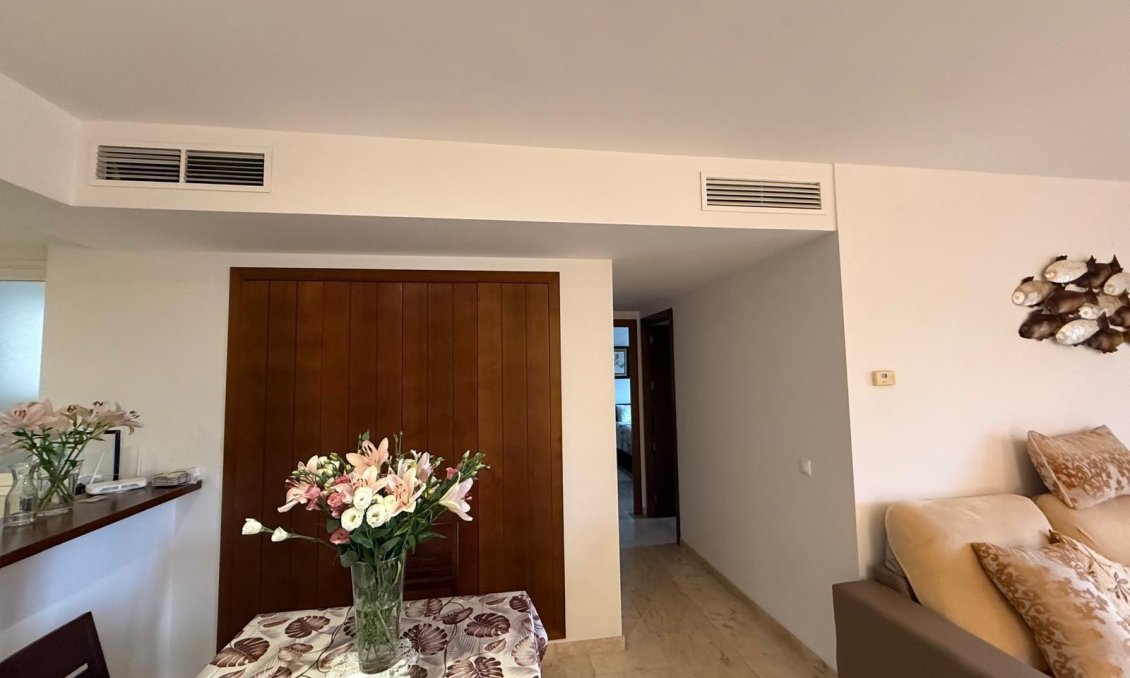 Segunda mano - Apartamento -
Torrevieja - Punta Prima