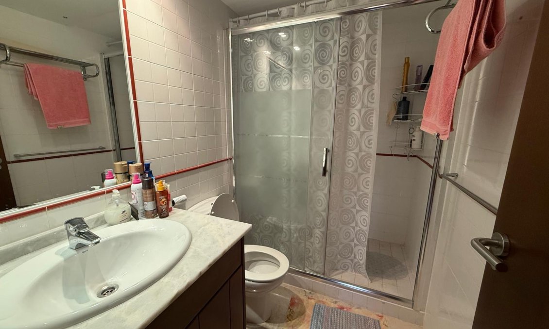 Segunda mano - Apartamento -
Torrevieja - Punta Prima