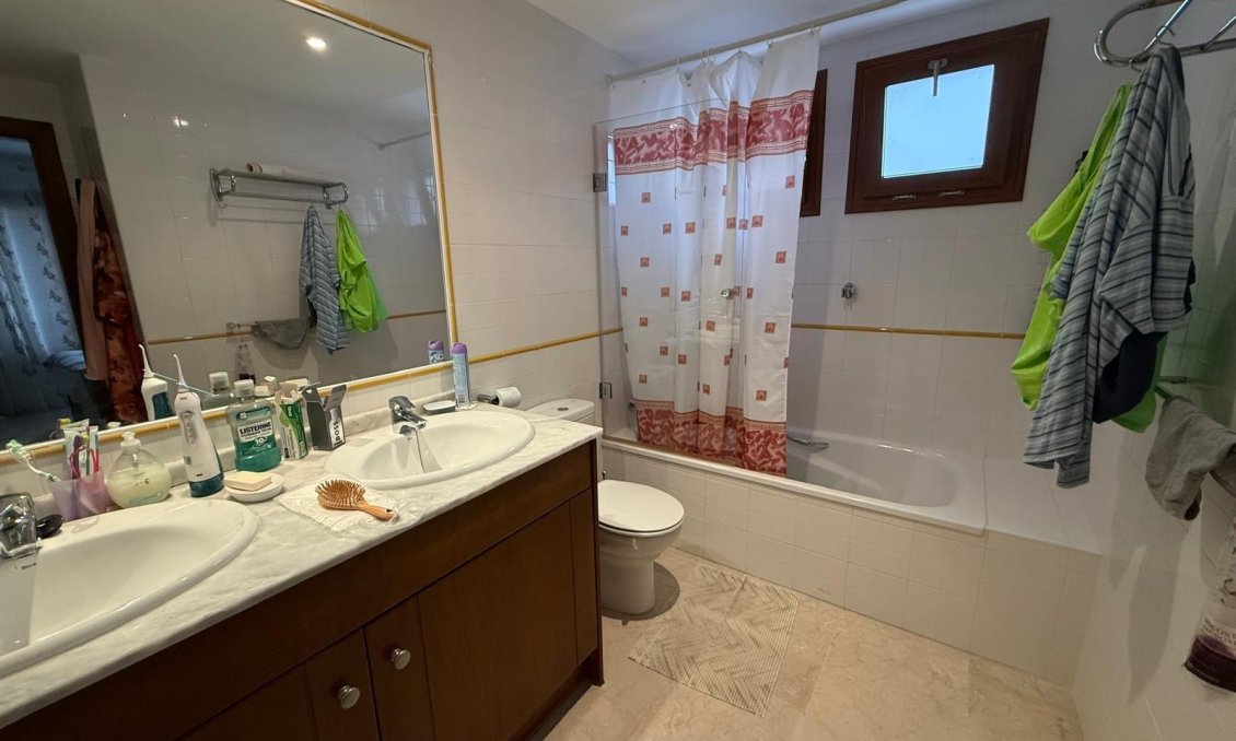 Segunda mano - Apartamento -
Torrevieja - Punta Prima