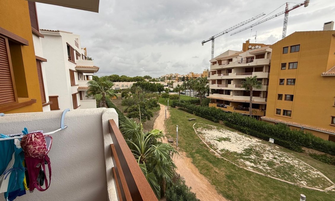 Segunda mano - Apartamento -
Torrevieja - Punta Prima