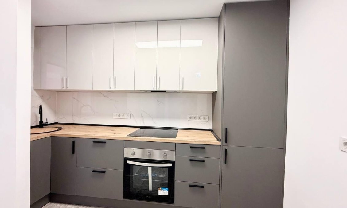 Segunda mano - Apartamento -
Torrevieja - Playa del Cura