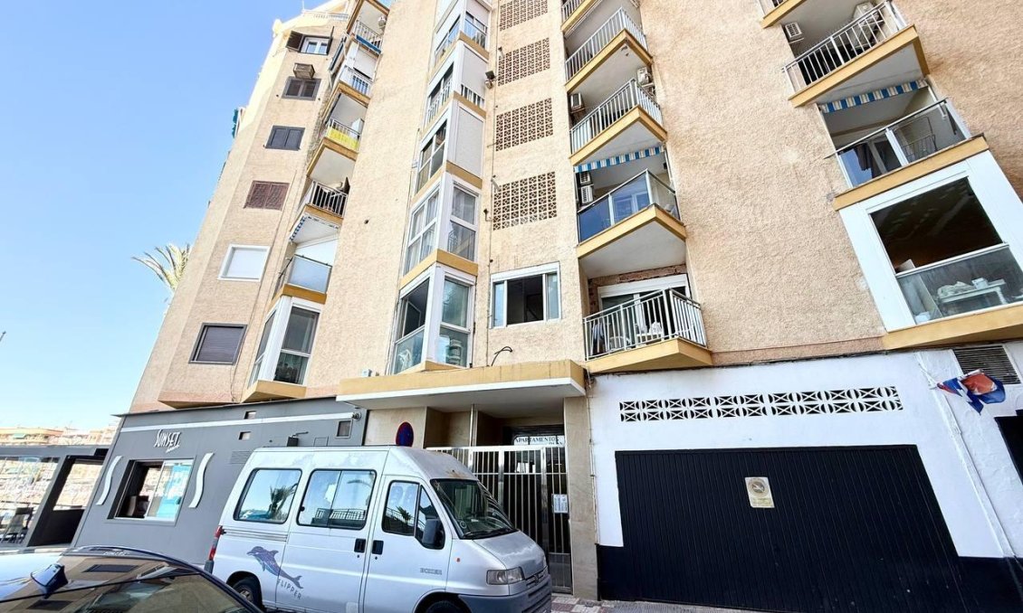 Segunda mano - Apartamento -
Torrevieja - Playa del Cura