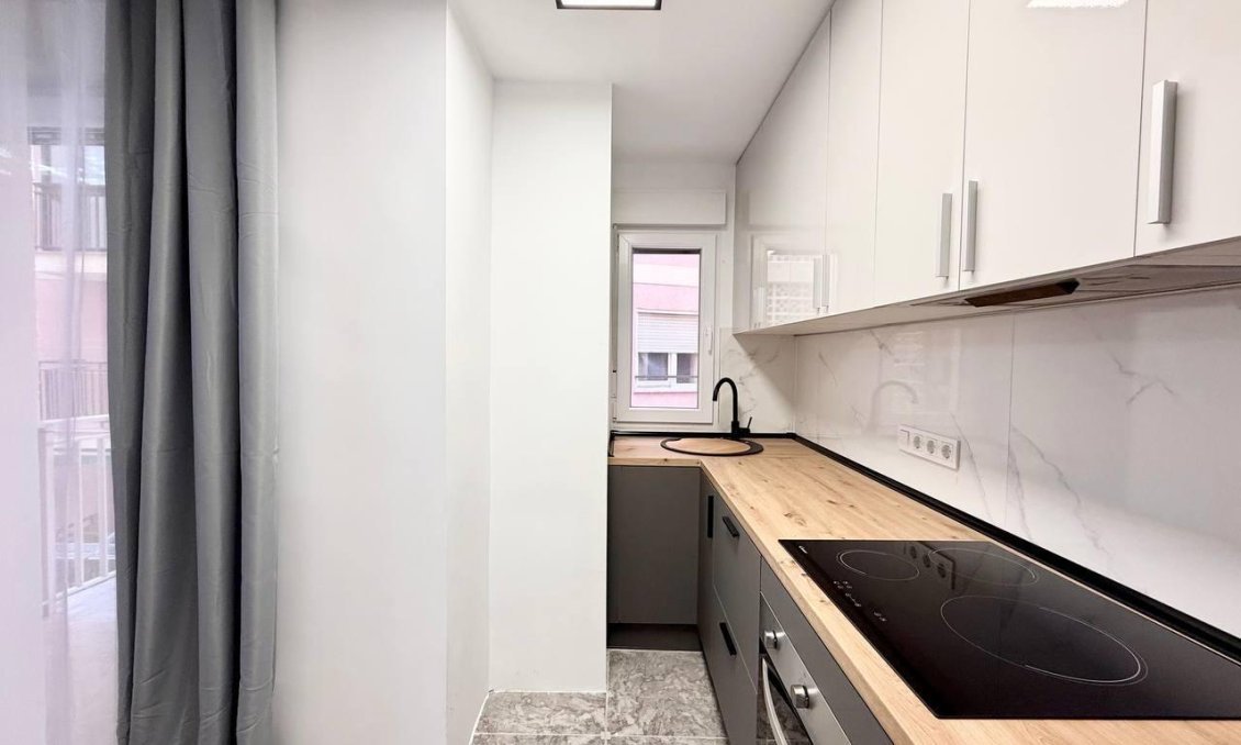 Segunda mano - Apartamento -
Torrevieja - Playa del Cura