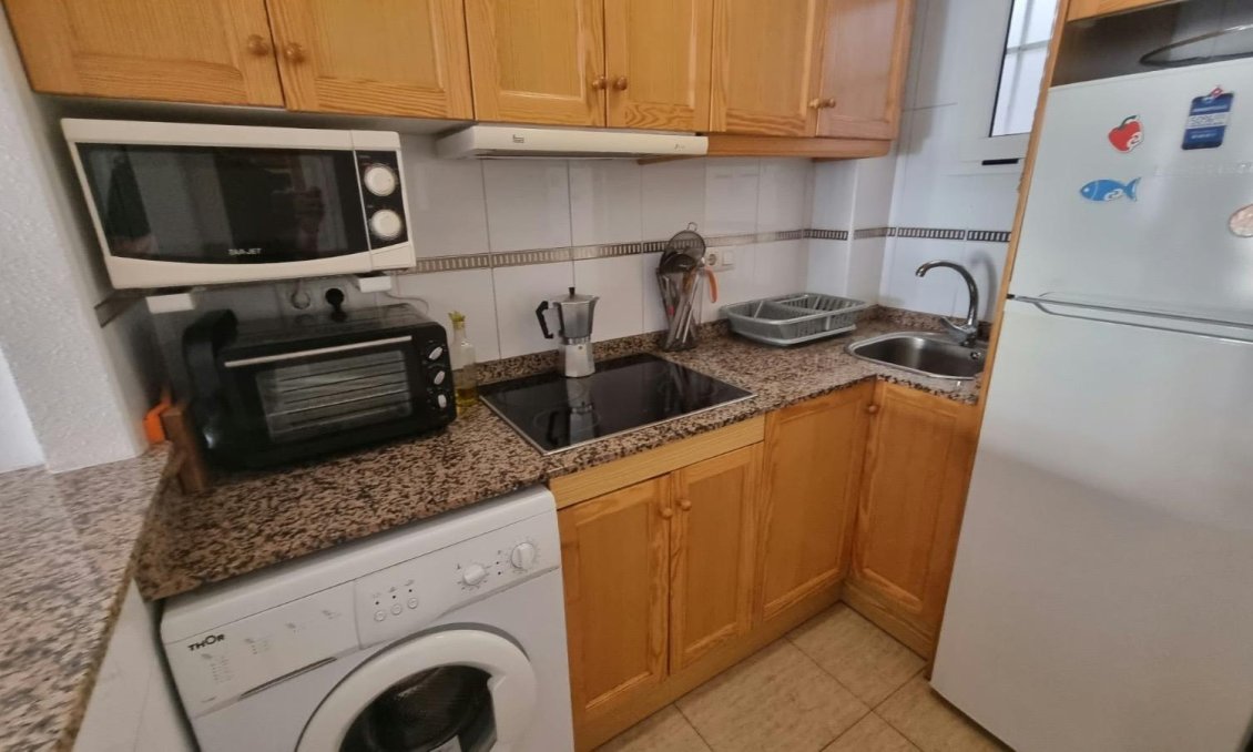 Segunda mano - Apartamento -
Torrevieja - Centro