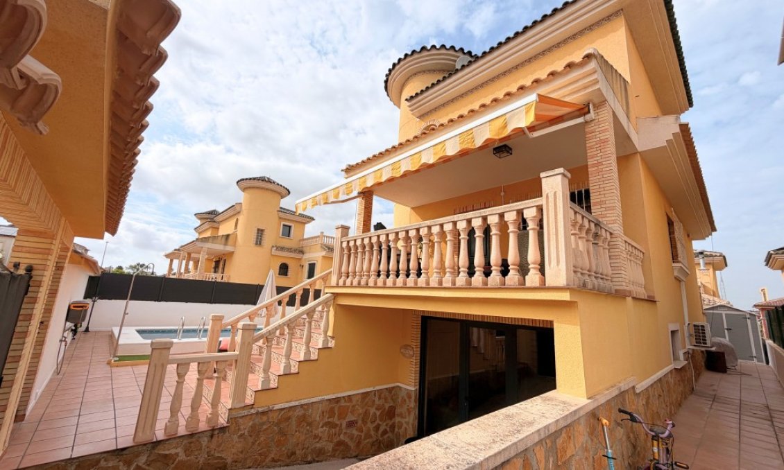 Segunda mano - Villa -
Lo Crispin - Inland