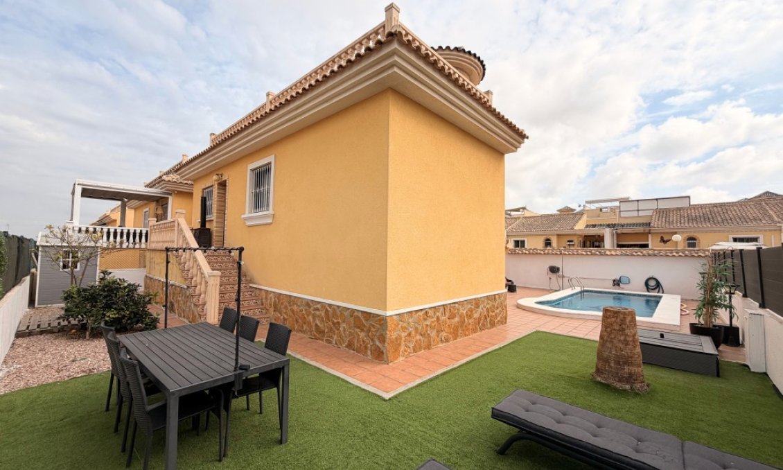 Segunda mano - Villa -
Lo Crispin - Inland