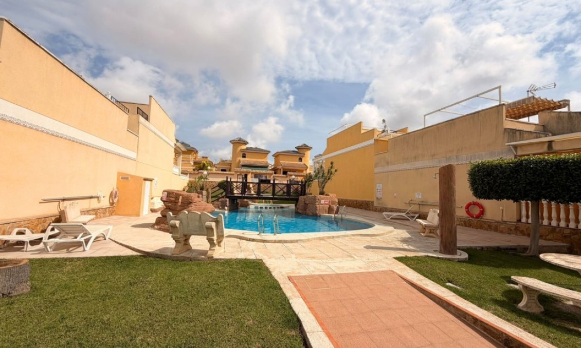 Segunda mano - Villa -
Lo Crispin - Inland