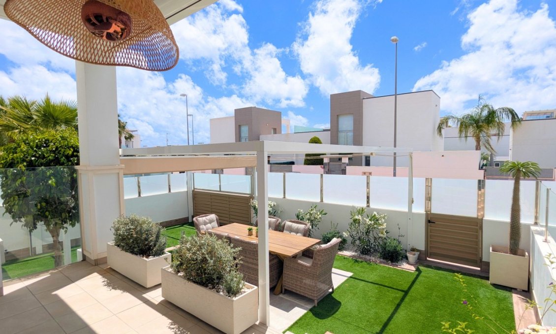 Segunda mano - Apartamento -
Ciudad Quesada - Costa Blanca