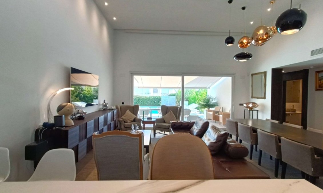 Segunda mano - Villa -
Algorfa - Inland