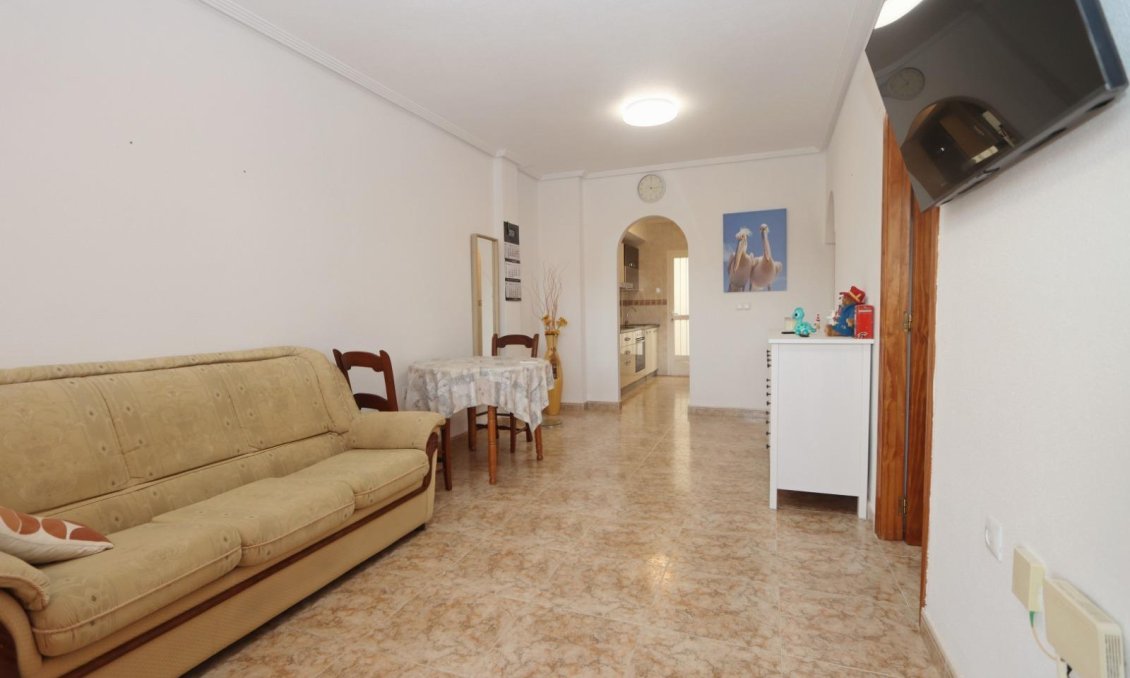 Segunda mano - Apartamento -
Orihuela Costa - Punta Prima