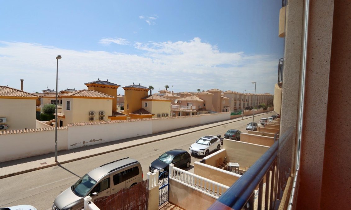 Segunda mano - Apartamento -
Orihuela Costa - Punta Prima