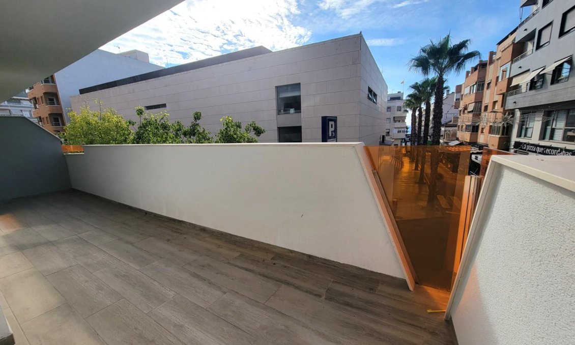 Segunda mano - Apartamento -
Torrevieja - Playa del Cura