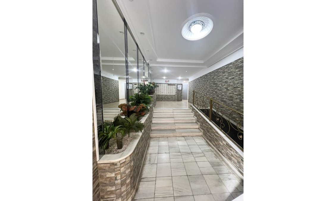 Segunda mano - Apartamento -
Torrevieja - Costa Blanca