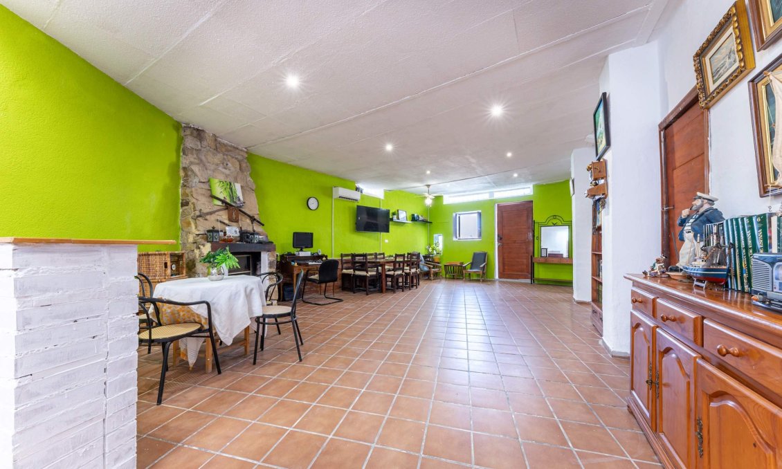 Segunda mano - Villa -
El Campello - Pueblo Acantilado - Lanuza